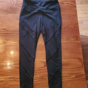 Ankle length active leggings